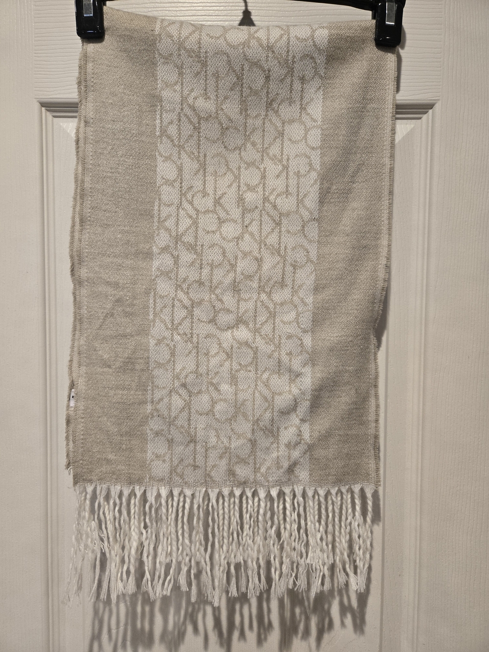 Calvin Klein Logo Print Fringe scarf Beige White Fixed Flaw Luxury Preppy 68"